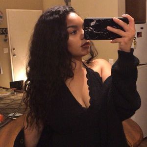 Meet your Posher, Jade